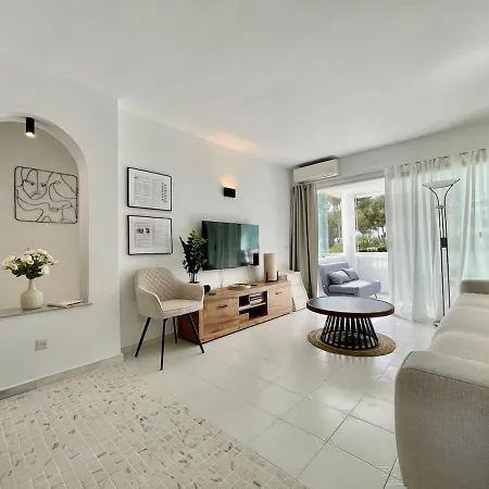 Apartmán 2 Bedroom Walking Distance To The