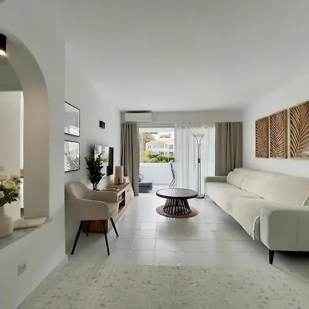 2 Bedroom Walking Distance To The Apartmán Sitio de Calahonda